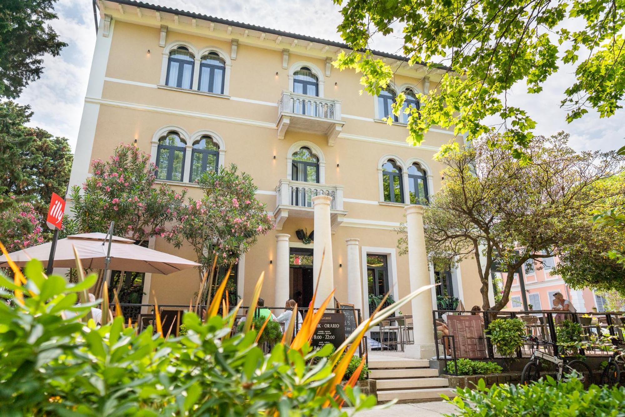 Degrassi Boutique Garni Hotel Ізола Екстер'єр фото